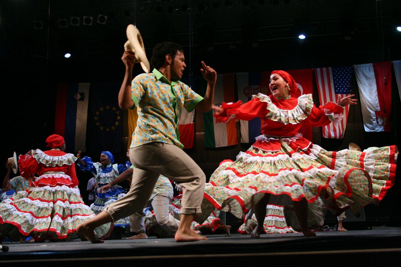 File:Folkart International Folklore Festival 2009 Lent Festival.JPG