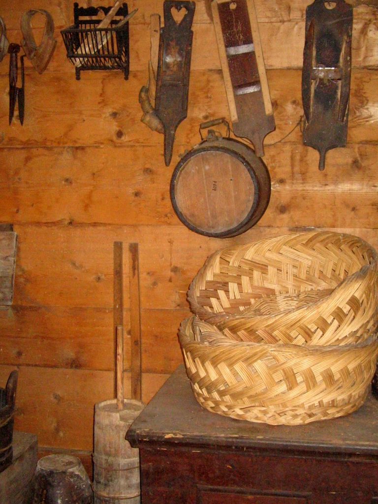 File:Pocar Homestead Mojstrana 2007 Working tools.jpg