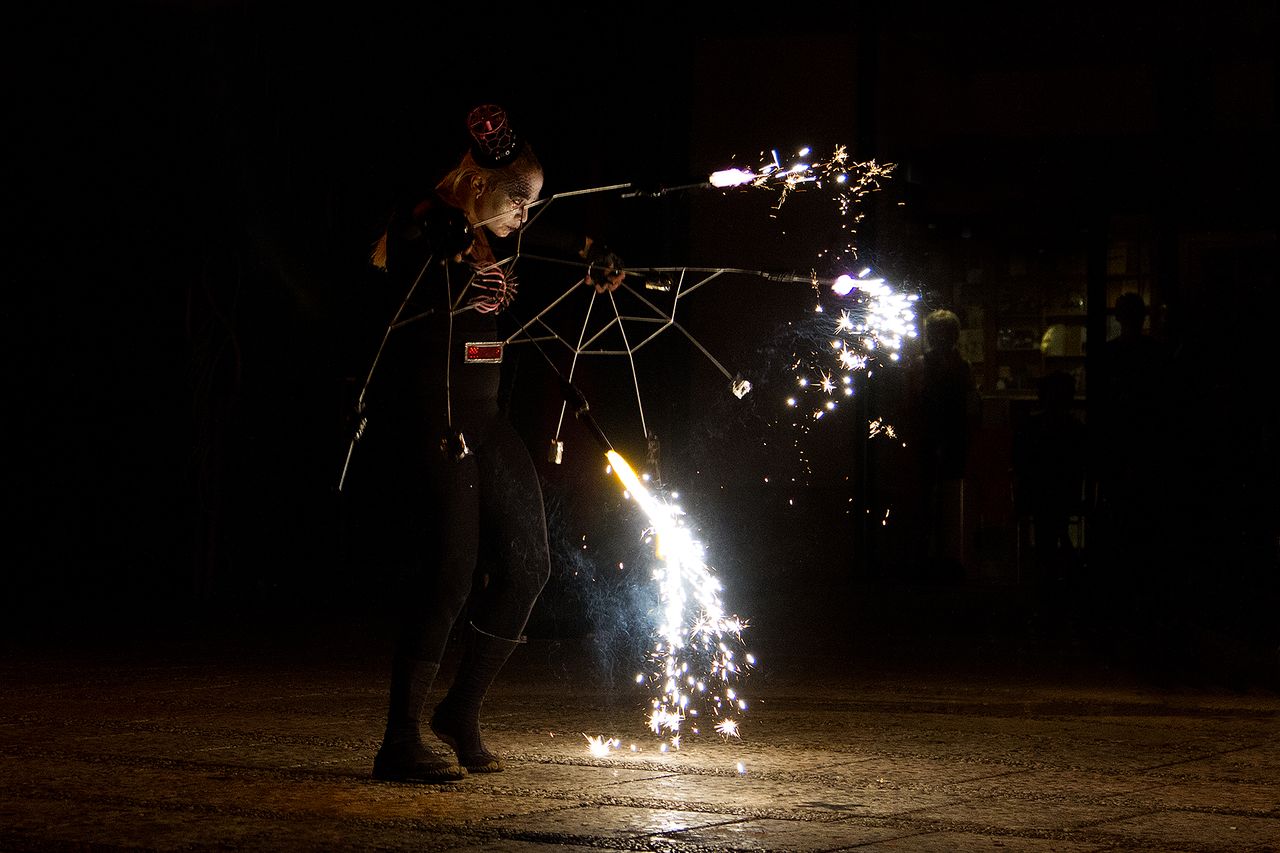 File:Ana Desetnica International Street Theatre Festival 2014 Amanitas Fire Theatre Photo Simon Pintar.jpg