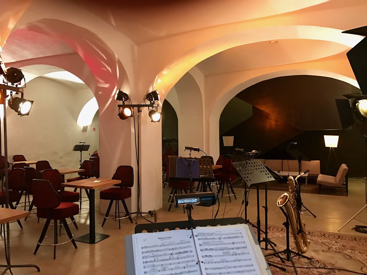 Art club & cafe Wetrinsky 2017 The improvised stage at Wetrinsky.jpg
