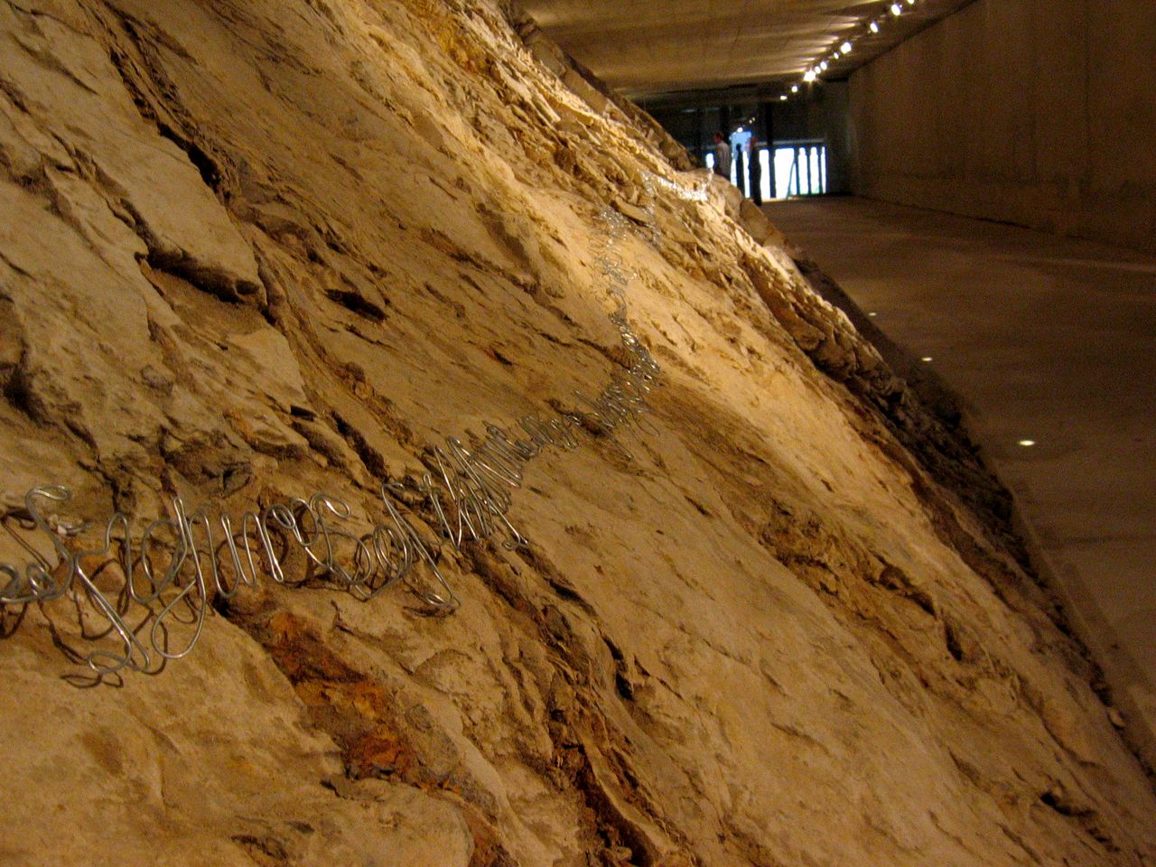 File:Muzeum Institute 2005 Words of wisdom Photo Miha Erman.jpg