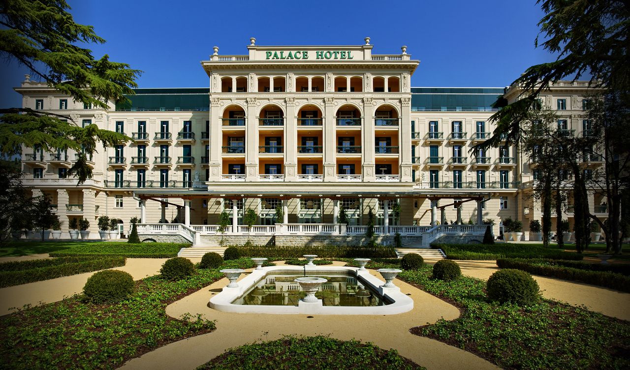File:Landscape 2008 Kempinski Palace Hotel Portorose Photo Peter Irman.jpg