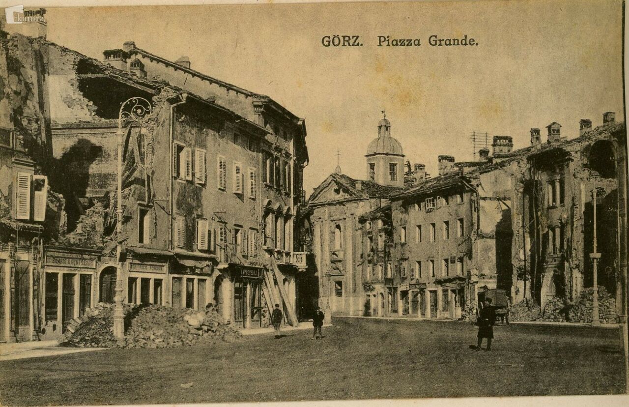 File:GO2025 The City Yet to Become Gorz Piazza Grande postcard.jpg