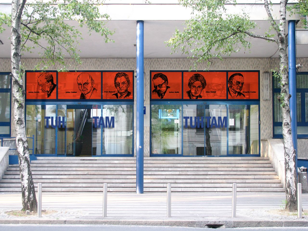 File:Poper Studio 2009 Faculty of Arts Researchers' Night.jpg