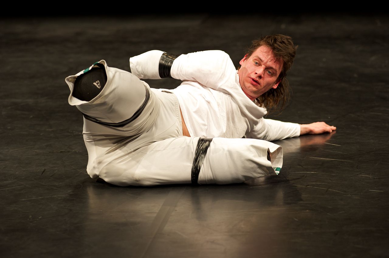 File:Bunker Institute 2010 Invalid Photo Madster.jpg