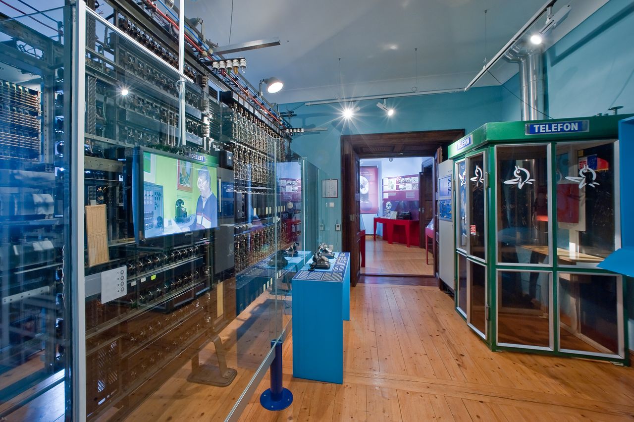 Museum of Post and Telecommunications permanent exhibition 02.jpg