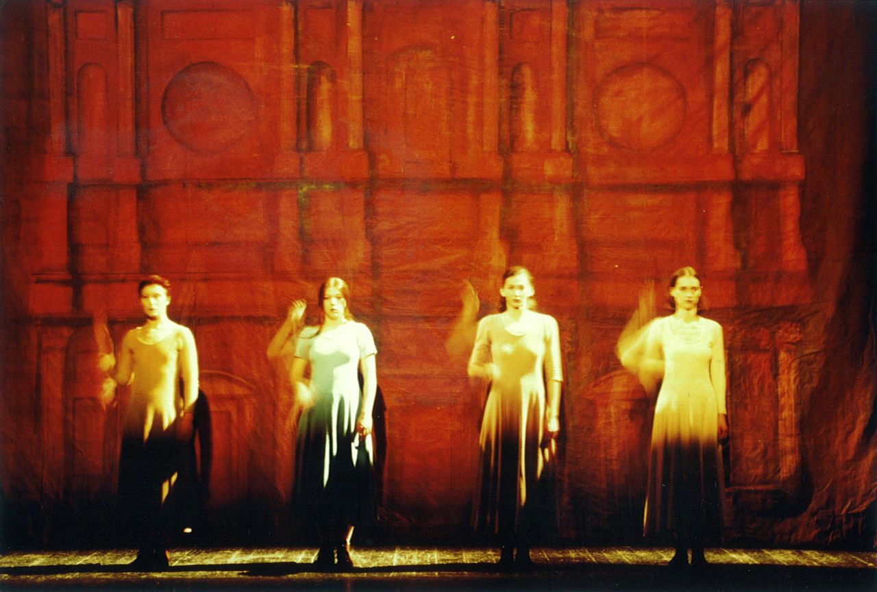 File:Muzeum Institute 1995 Lo Scrittore Photo Egon Kase.jpg