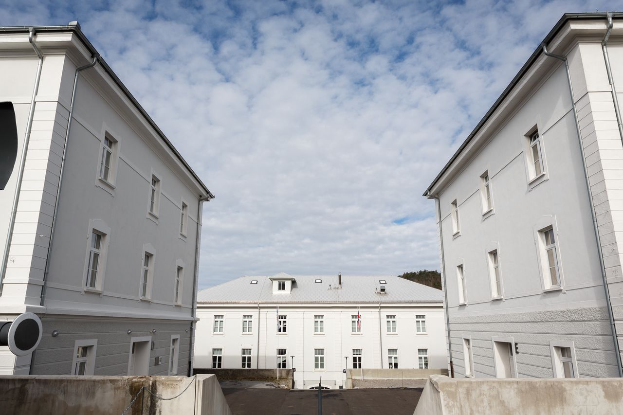 File:Park of Military History Pivka 2020 Exterior Photo Kaja Brezocnik (1).jpg