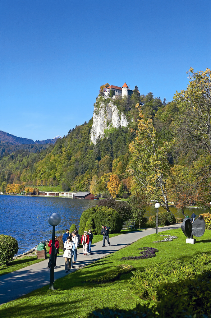 File:Bled Castle 2006.png