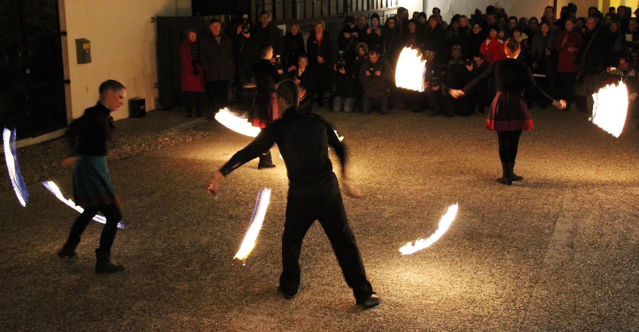 File:Sirkus Sudenkuoppa 2012 ECoC opening.jpg