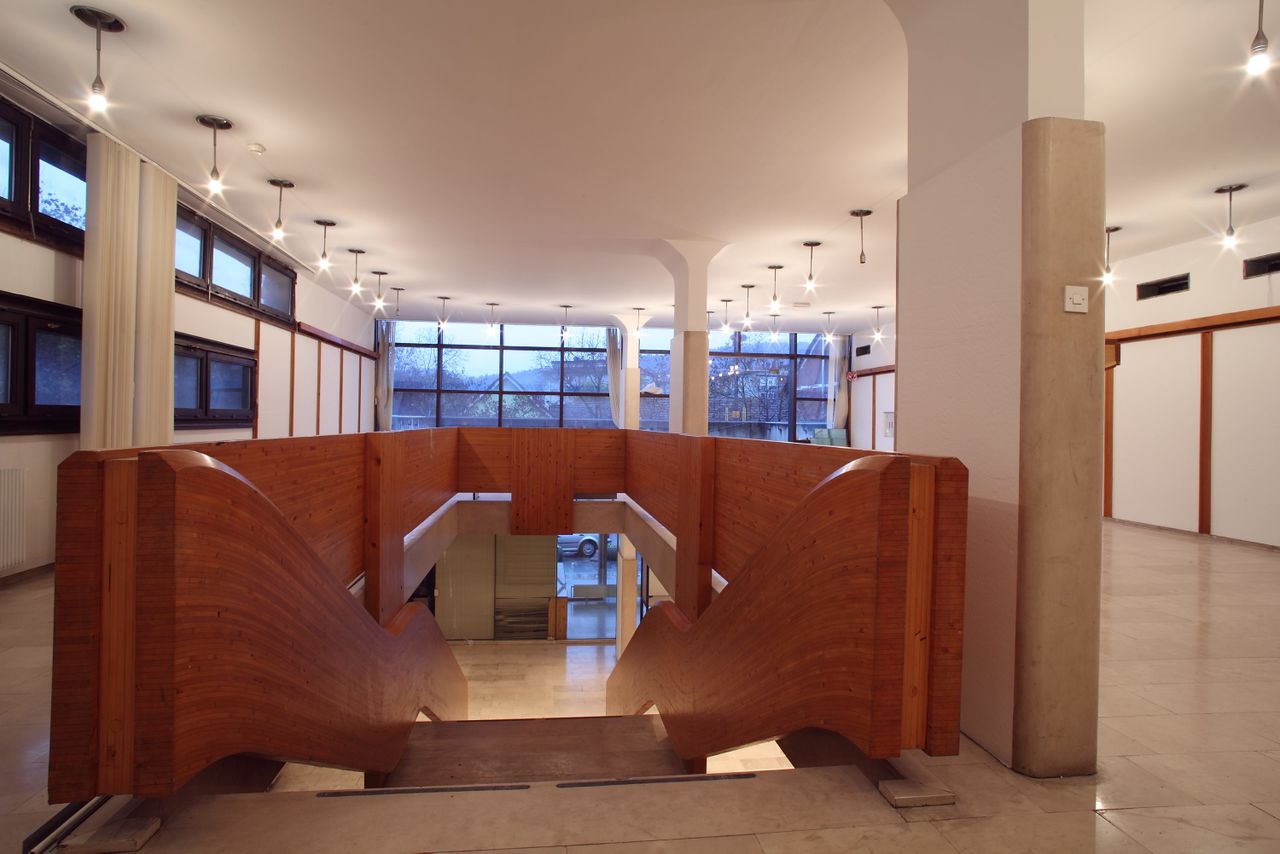 File:Spanski borci Culture Centre 2010 Upper floor.JPG