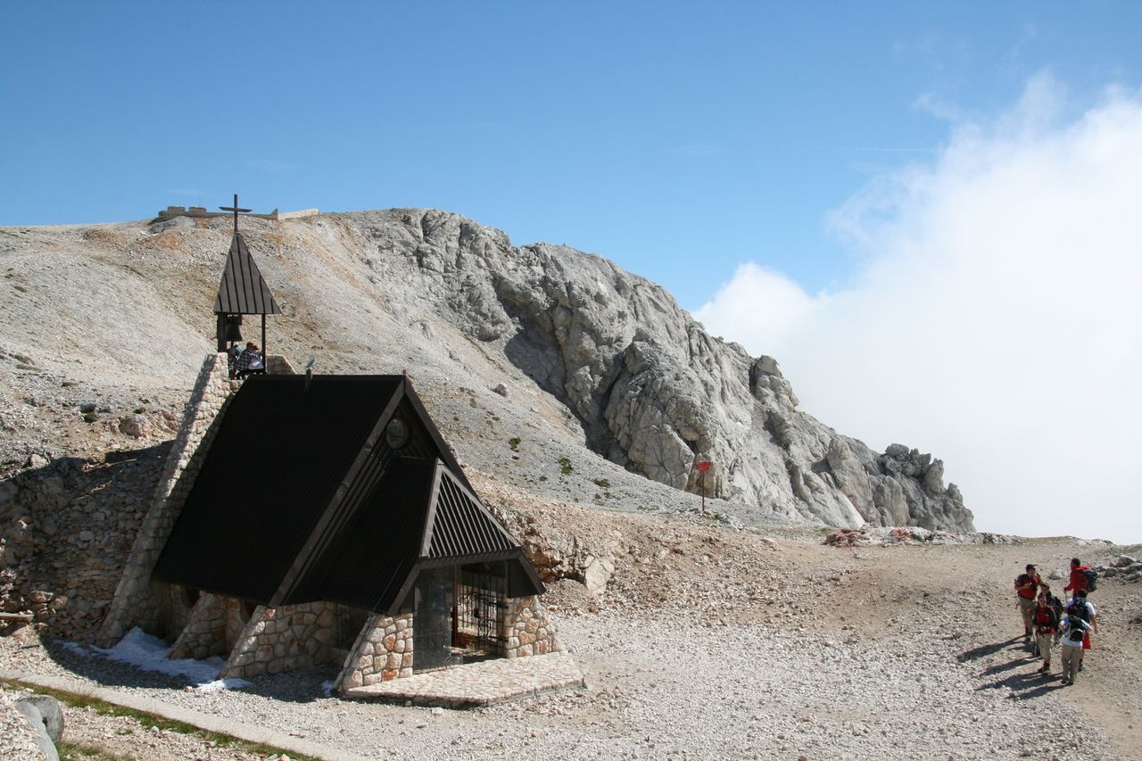 File:Triglav National Park 2008 Kapela Marije Snezne.jpg
