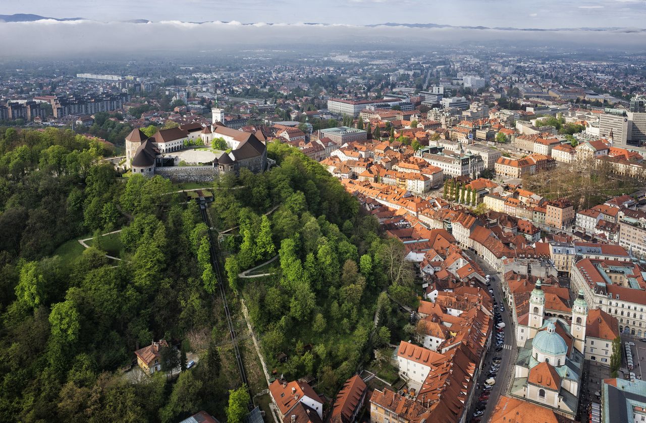 Ljubljana Castle 2008 aerial shot.jpg