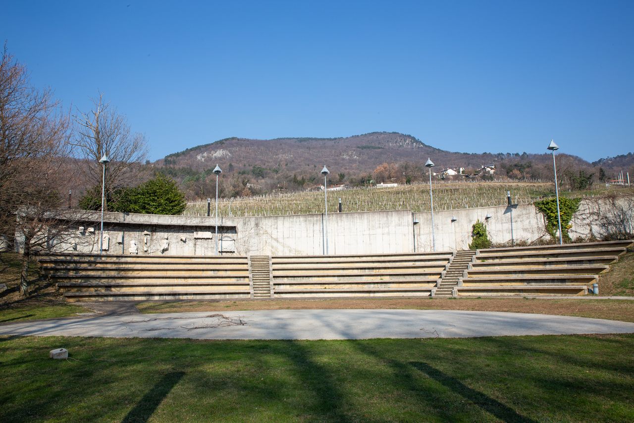 File:Kromberk Castle 2021 amphitheater Photo Kaja Brezocnik.jpg