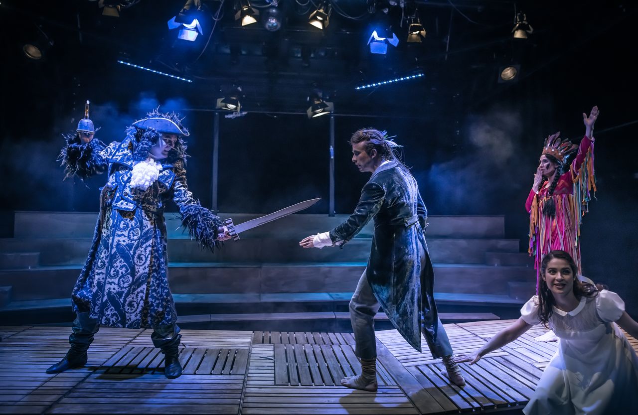 File:Ljubljana Puppet Theatre 2016 Scene from Peter Pan Photo Urska Boljkovac.jpg