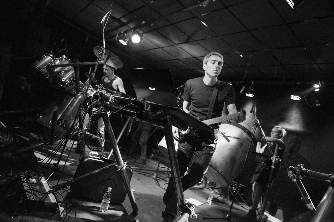 File:Trainstation Squat 2016 The Stroj concert Photo Matevz Cebasek.jpg