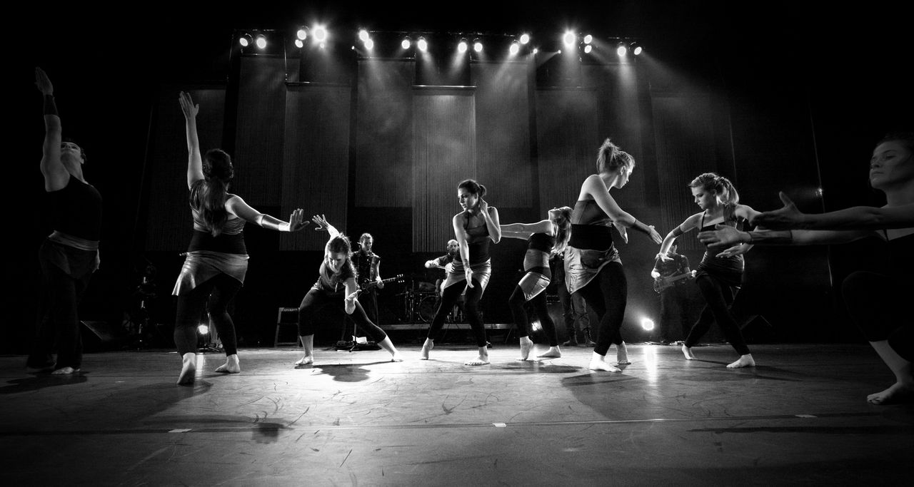File:Celje Dance Forum 2009 Ionosphere 2 Photo Tomaz Cernej.jpg