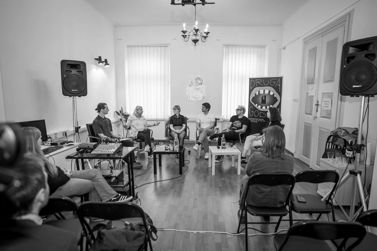 File:Druga godba Festival 2023 roundtable discussion Photo Nika Holcl Praper.jpg