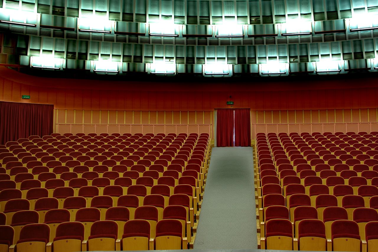 File:Delavski dom Trbovlje Cultural Centre 2011 Theatre hall.jpg