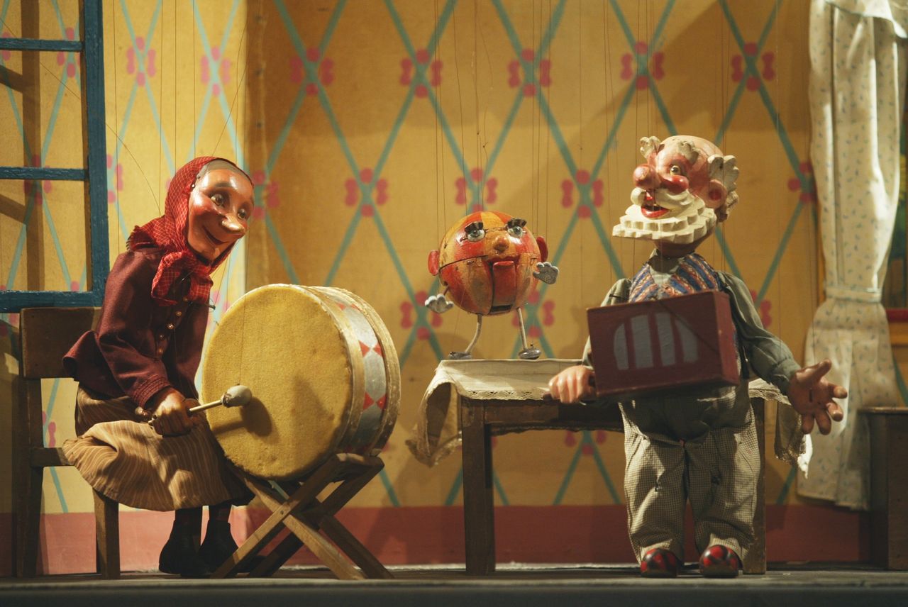 File:Ljubljana Puppet Theatre 2003 Zogica Marogica Photo Blaz Samec.jpg