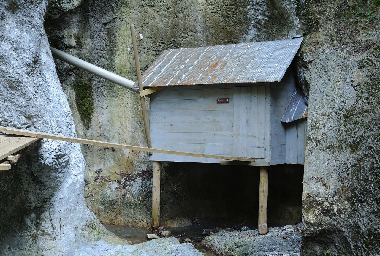 File:Franja Partisan Hospital 2010 power plant Photo Rafael Marn.jpg