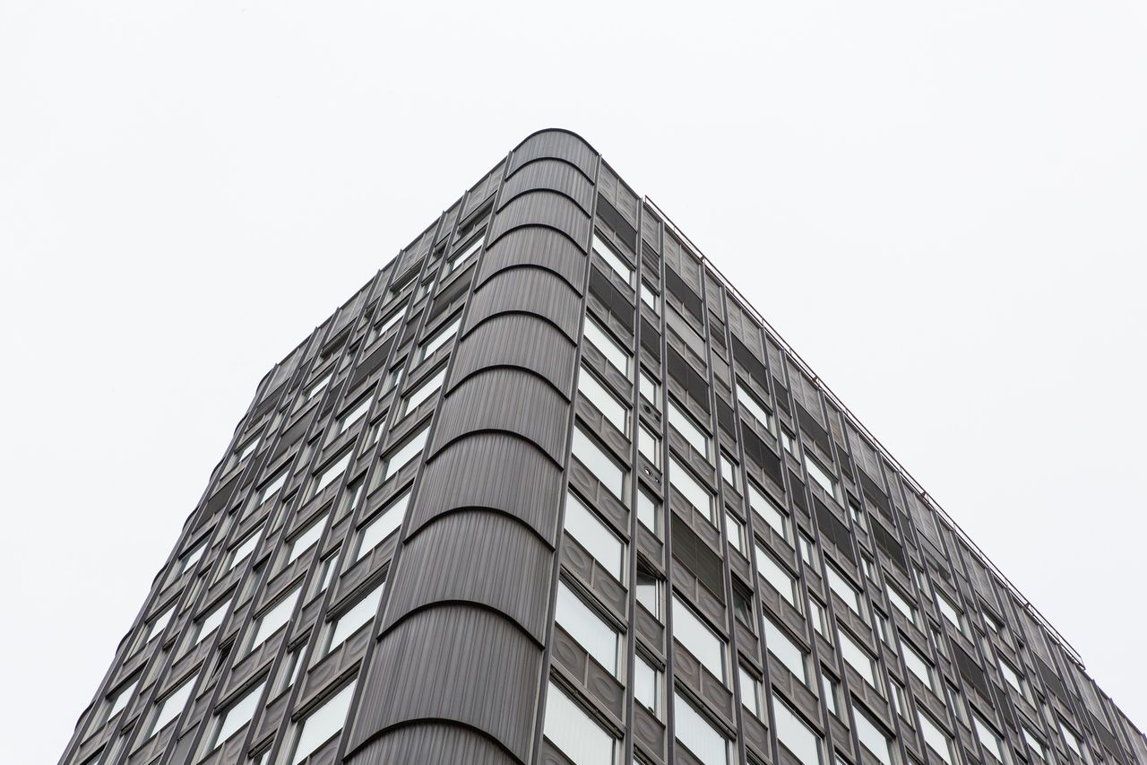 File:Osmoza 2021 Avtotehna skyscraper Photo Kaja Brezocnik (3).jpg