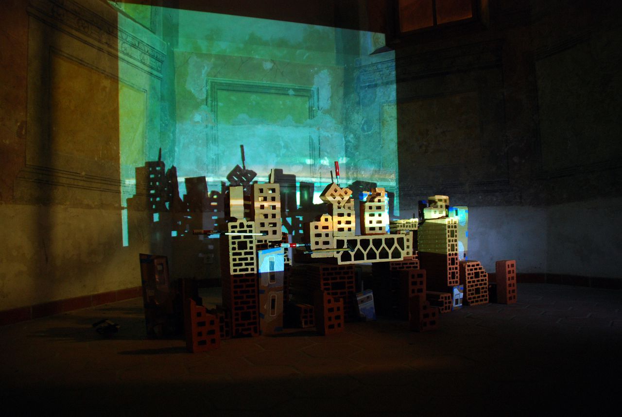 File:International Ceramics Triennial Unicum 2012 Milne Kyle.JPG