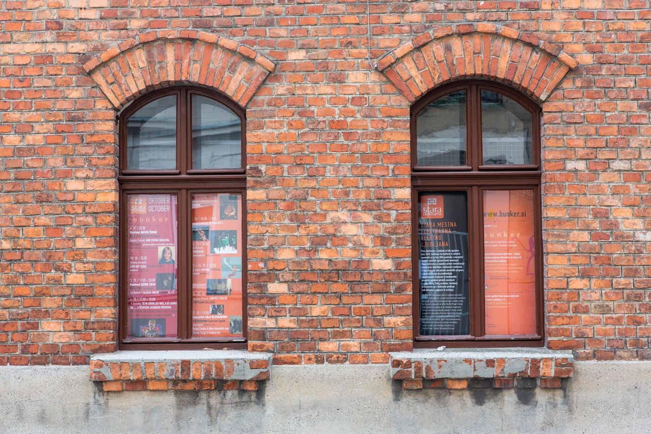 File:Stara Elektrarna - Old Power Station 2021 exterior Photo Kaja Brezocnik (3).jpg