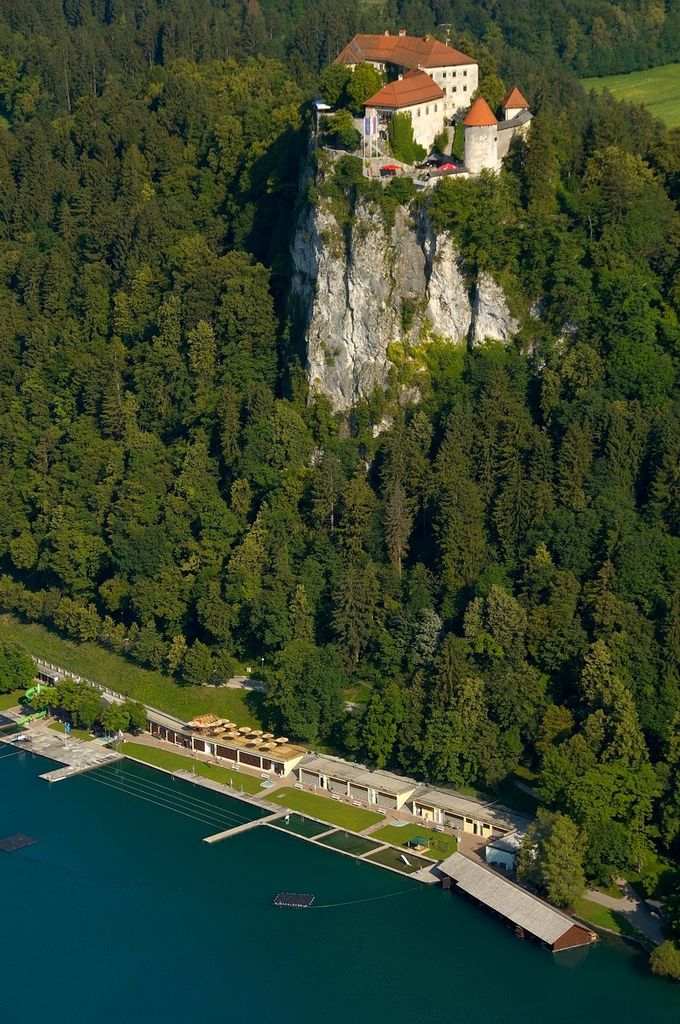 File:Bled Castle 2007.jpg