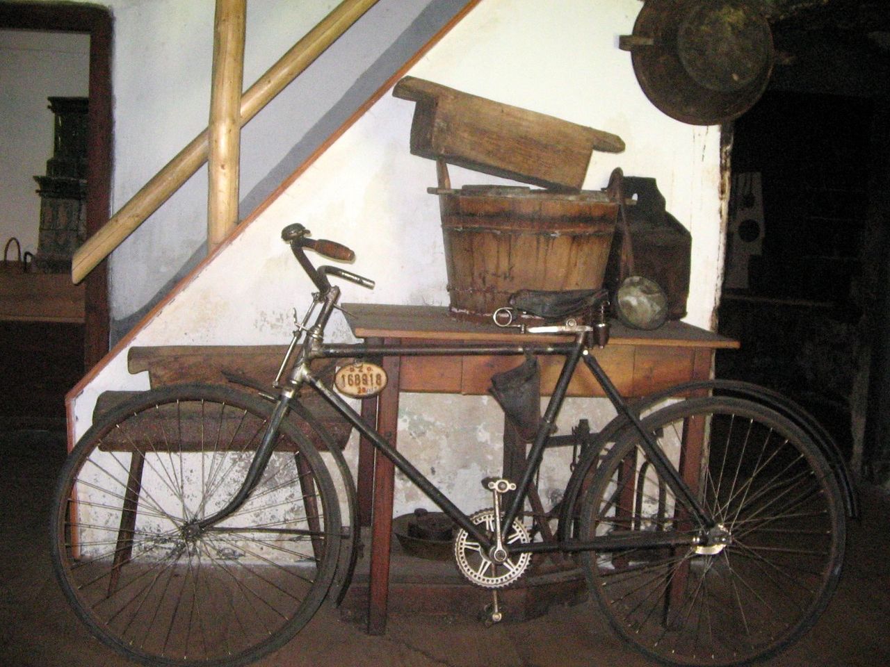File:Pocar Homestead Mojstrana 2007 Historical objects.jpg