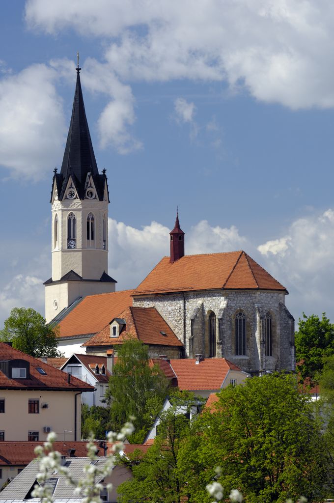 File:Cathedral of St. Nicholas 2005 Photo Marko Prsina.jpg