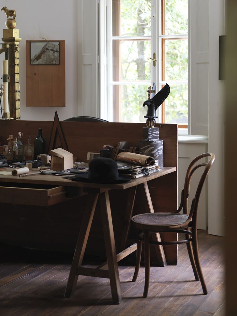 File:Plecnik House 2015 work desk Photo Matevz Paternoster.jpg