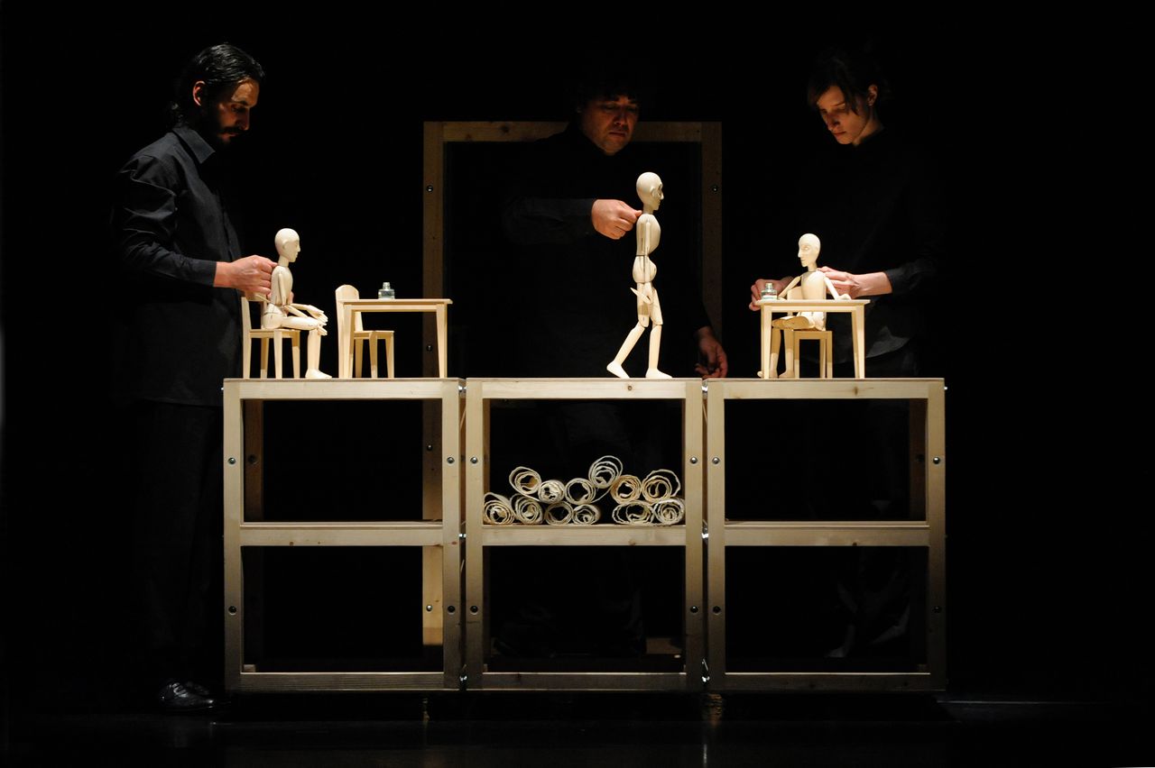 File:Ljubljana Puppet Theatre GL Konj 2009 Prepovedane ljubezni Photo Ziga Koritnik (3).jpg
