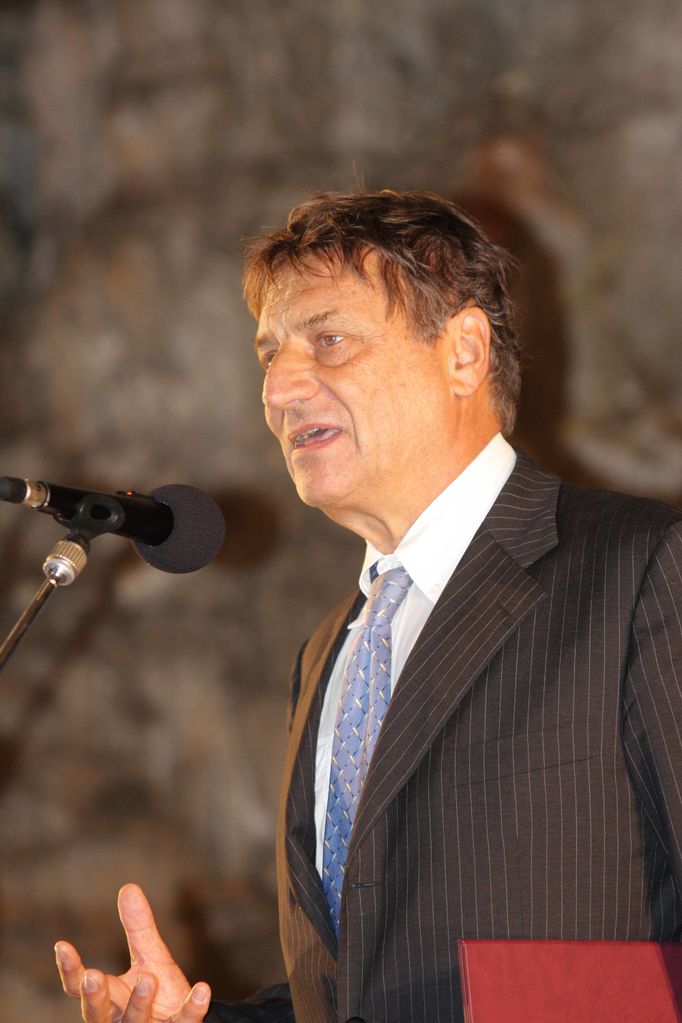 File:Vilenica International Literary Awards 2009 Claudio Magris.jpg