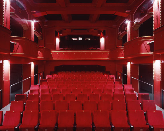 Kinodvor Cinema 2009 hall Photo Blaz Budja.jpg