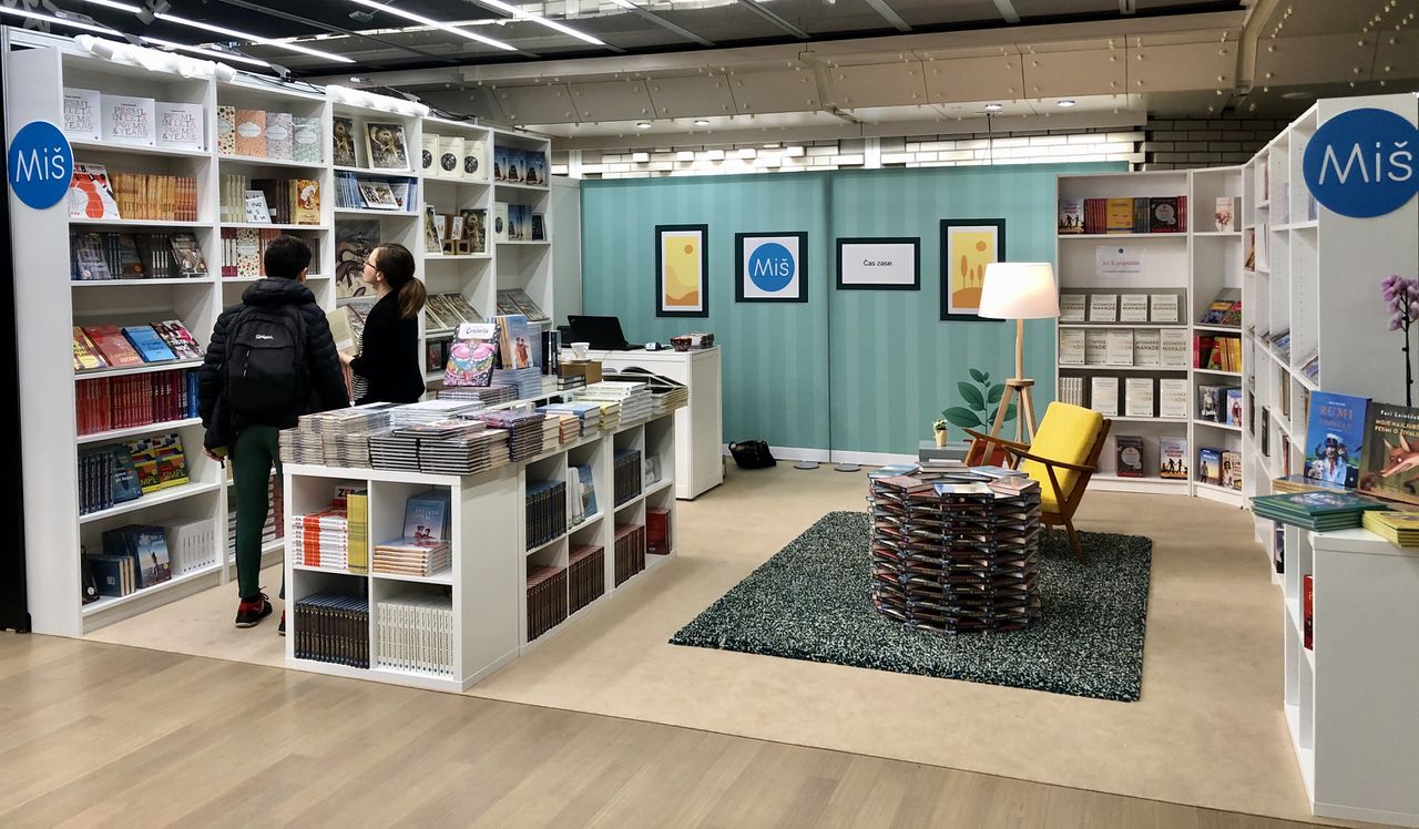 File:Miš Publishing House 2019 Slovene Book Fair.jpg