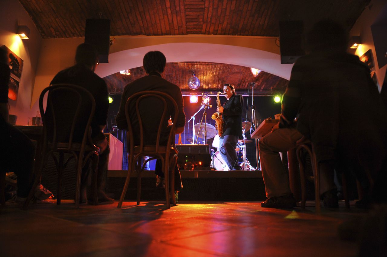 File:Igor Lumpert Trio 2009 LokalPatriot Photo Borut Peterlin.jpg