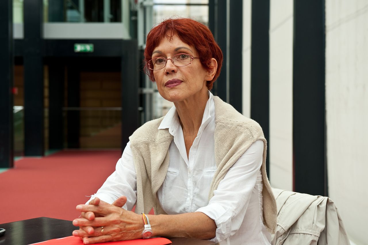 File:Mojca Drcar Murko 2009 Photo Borut Peterlin.jpg