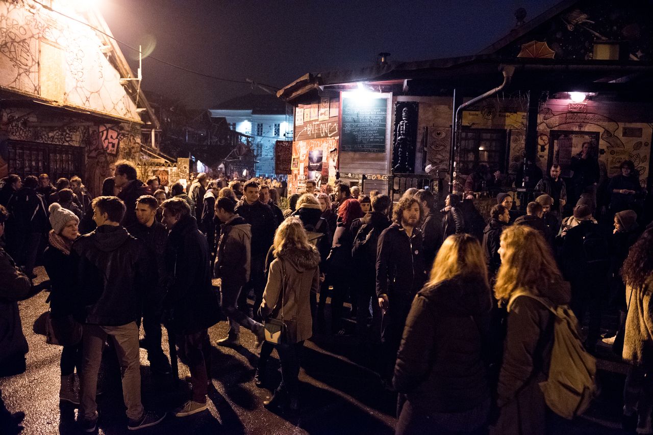 File:Metelkova mesto Autonomous Cultural Zone 2016 Radio Student Benefit Festival Photo Matevz Cebasek.jpg