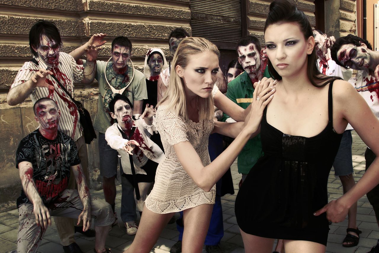 File:Grossmann Film and Wine Festival 2009 Zombie Walk Photo Tanja Zrinski (2).jpg