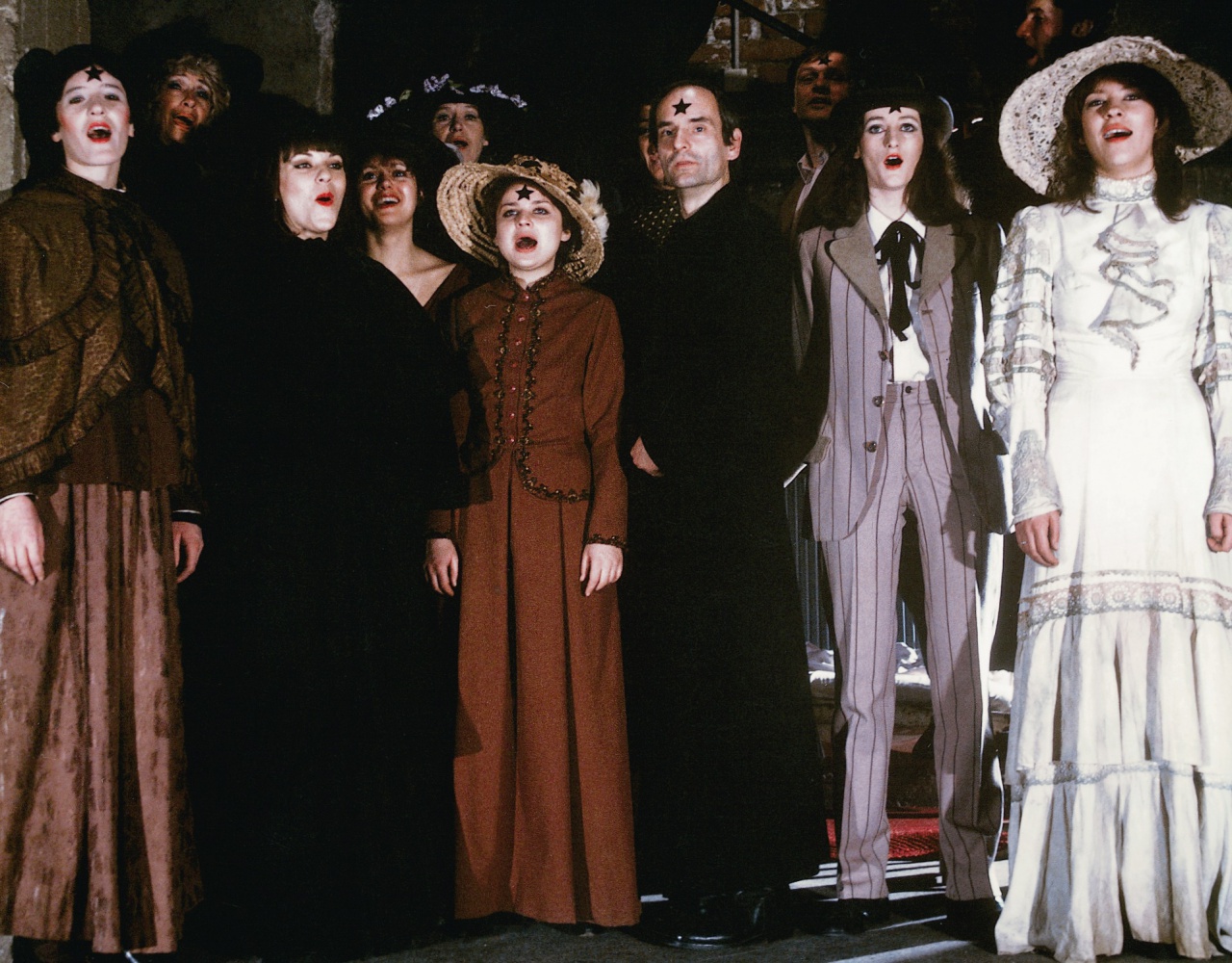 File:Mladinsko Theatre 1980 Missa in a minor.jpg