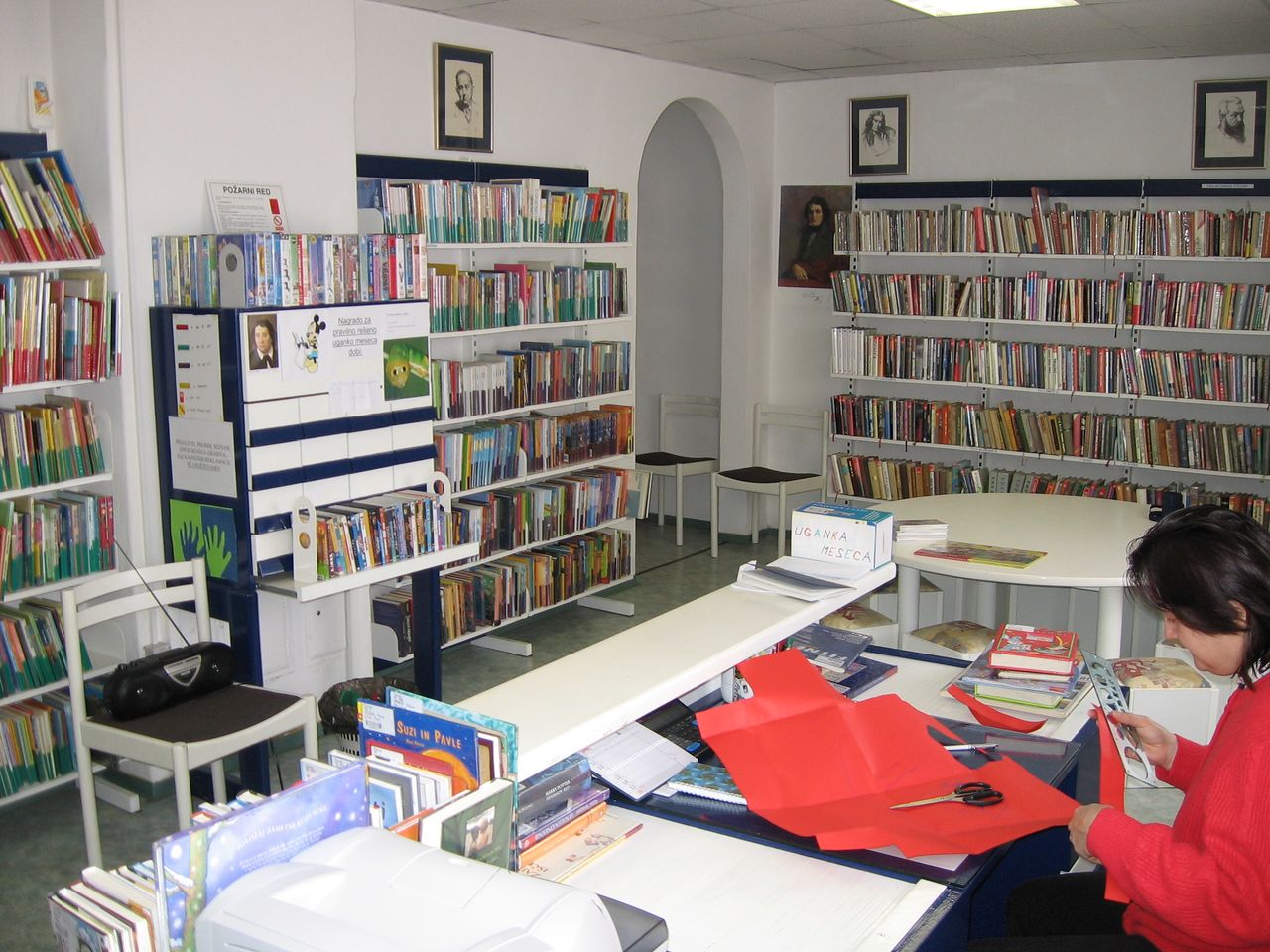 File:Beno Zupancic Library Postojna 2006 Prestranek Photo Uros Mlinar.jpg