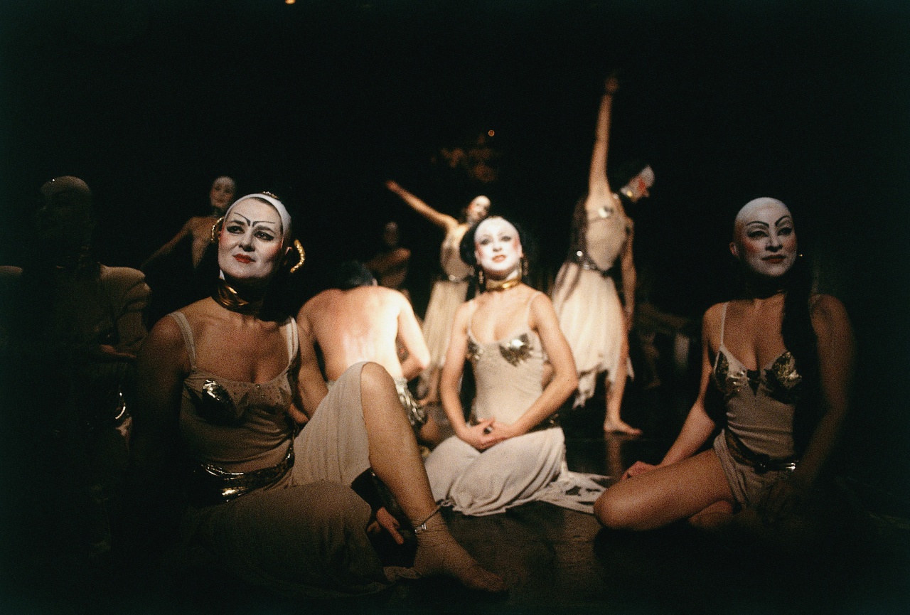 File:Mladinsko Theatre 1989 Seherezada 02 Photo Tone Stojko.jpg