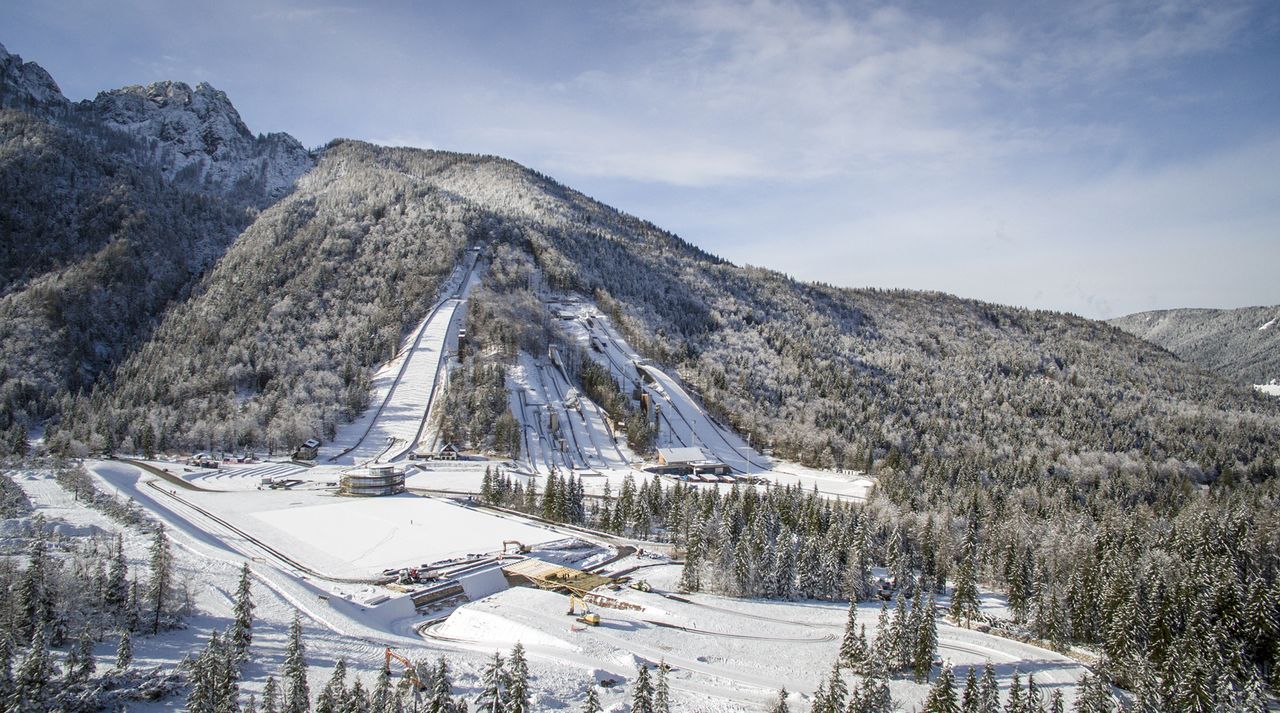 File:Planica Museum 2015 ski jumping hills.jpg