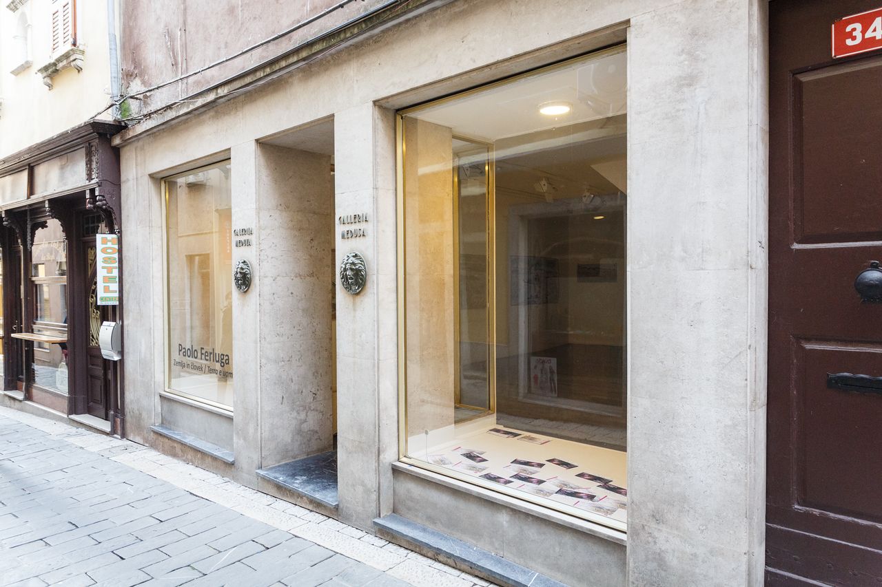 File:Meduza Gallery Koper 2020 Exterior Photo Kaja Brezocnik.jpg