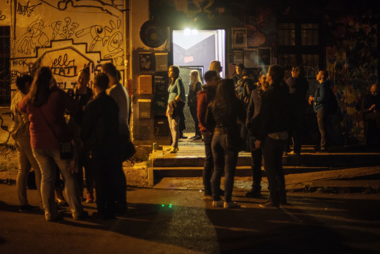 File:Klub Tiffany 2016 exterior Photo Katja Goljat.jpg