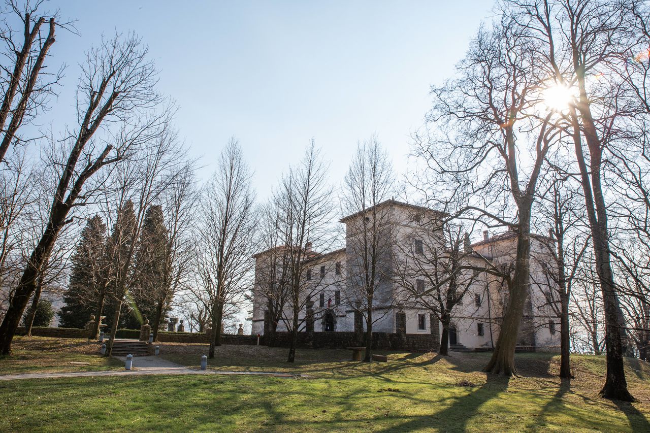 File:Kromberk Castle 2021 exterior Photo Kaja Brezocnik (3).jpg