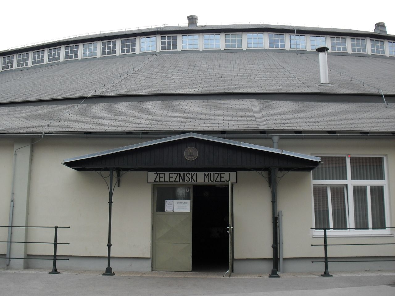 File:Railway Museum of Slovenske zeleznice 2010 entrance Photo Anja Premk.jpg