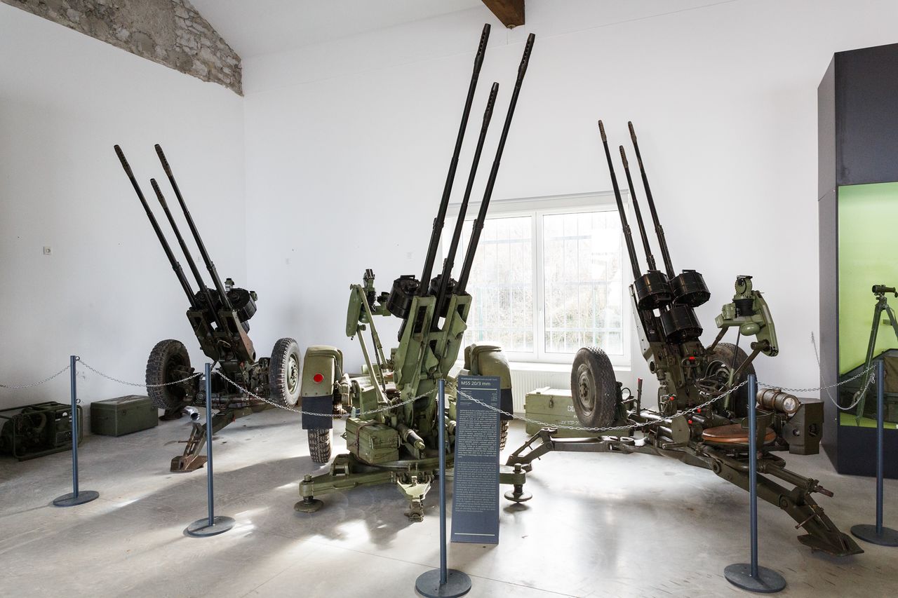 File:Park of Military History Pivka 2020 Anti-aircraft guns Photo Kaja Brezocnik.jpg