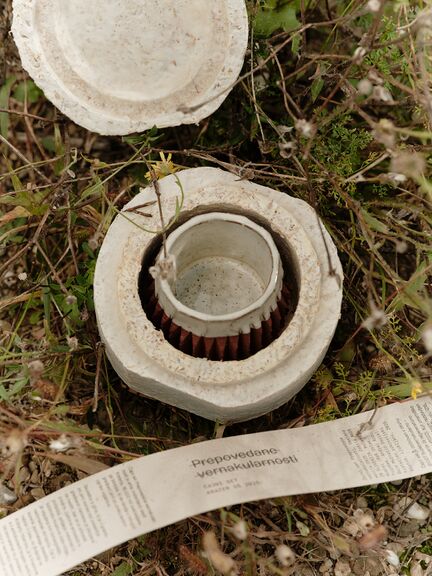 Forbidden Vernaculars Tea Set crafted from wild clay, invasive plants and mycelium by Rok Oblak, Andrej Koruza, Primož Turnšek and Gaja Mežnarić Osole.